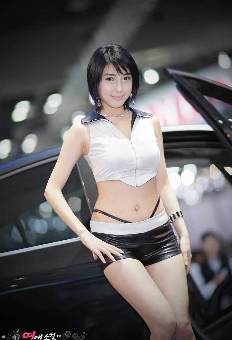 高清韩国美女车模图片长腿迷人图集