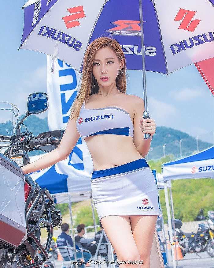 最全韩国车模美女金泰熙图片大全壁纸