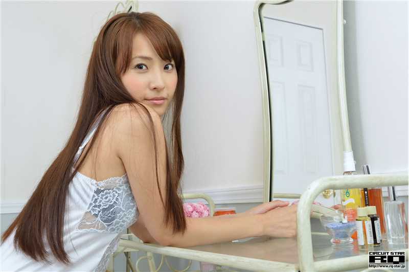 特别专辑RQ-STAR日本知名车模澤井玲菜私房照图片