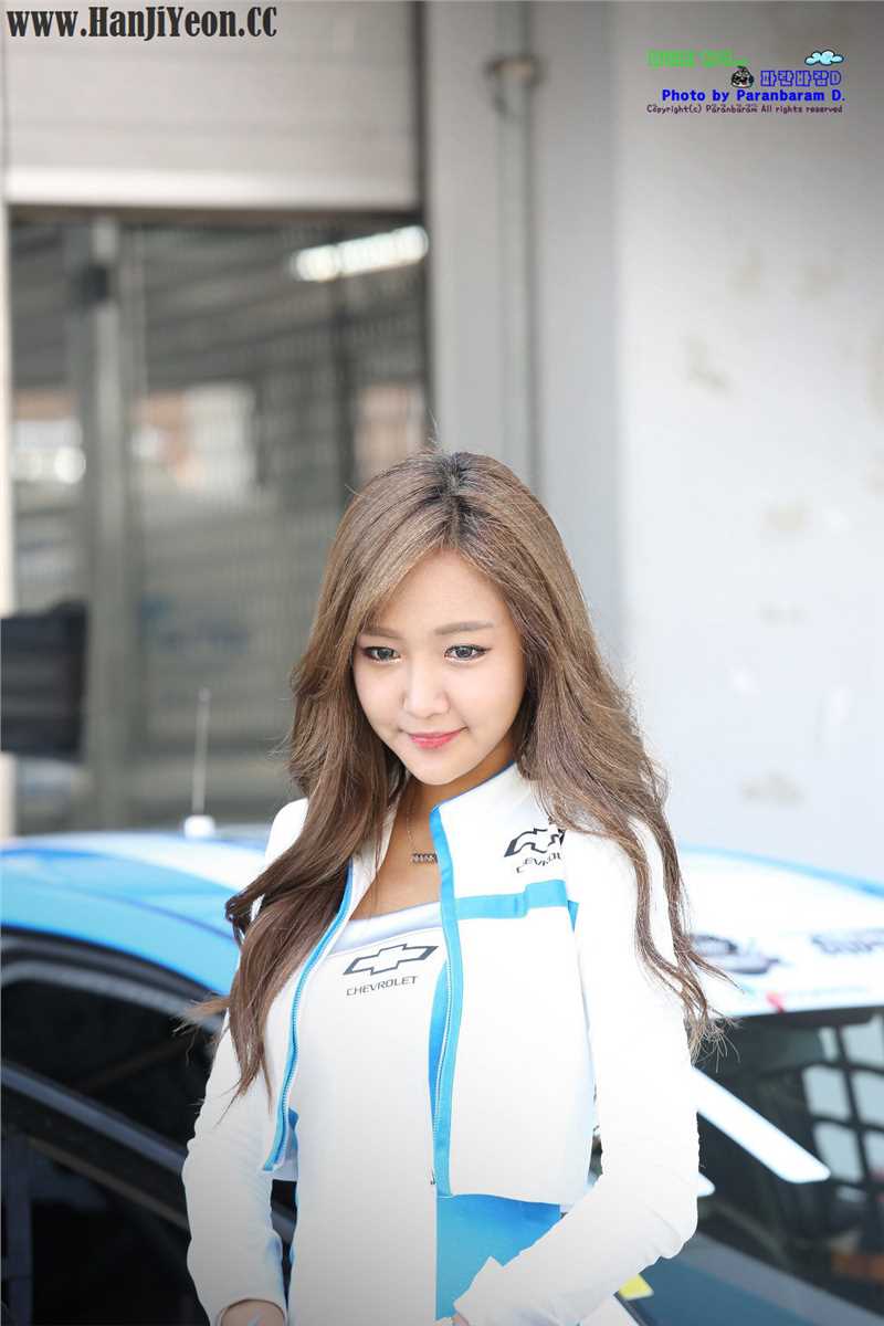 优质靓丽车模赵仁英车展秀魔鬼身材图相册