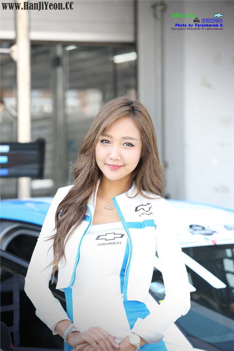 优质靓丽车模赵仁英车展秀魔鬼身材图相册