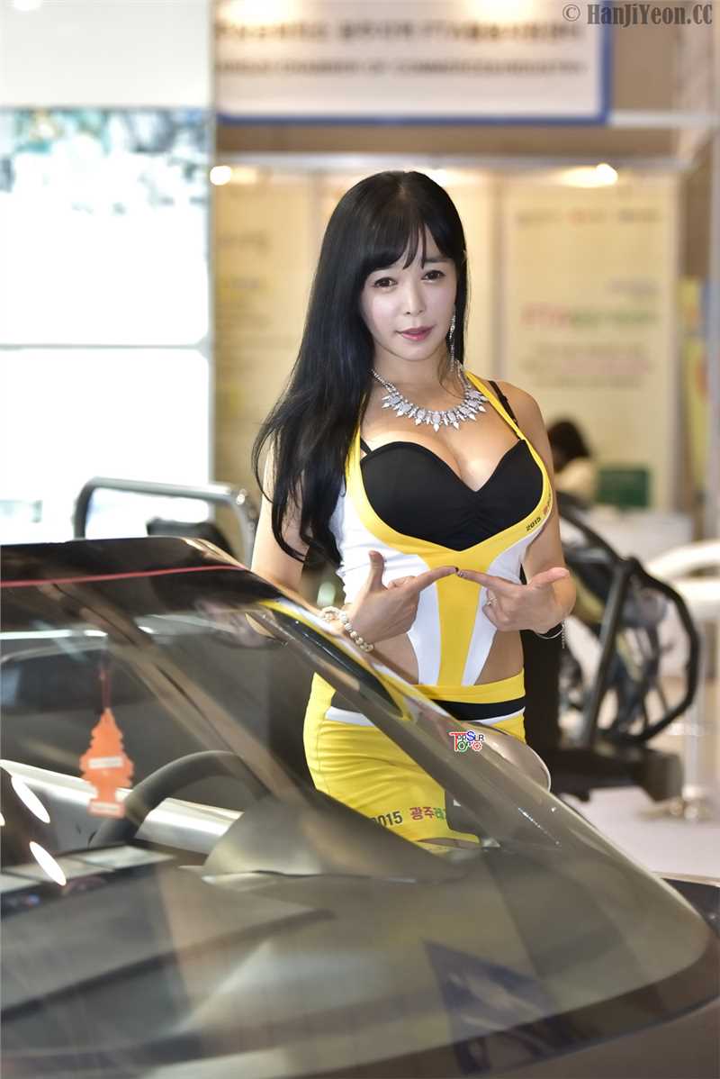 特别专辑韩国车模赵恩河车展性感露大胸图片图片