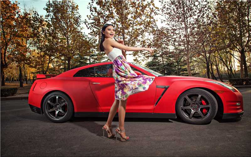 高清美女车模刘露高挑身材图片电脑壁纸图册