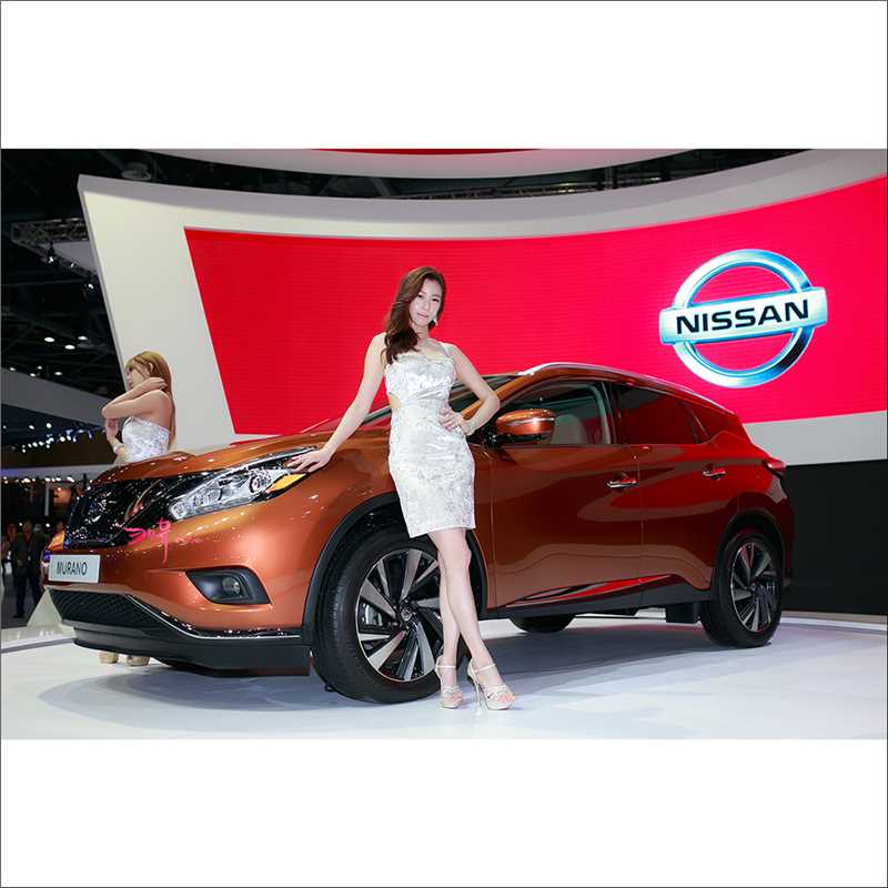 韩国车模特崔娜英车展秀完美身材