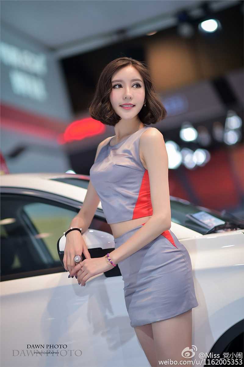 优质中国最美车模党佳妮车展秀大长腿图相册