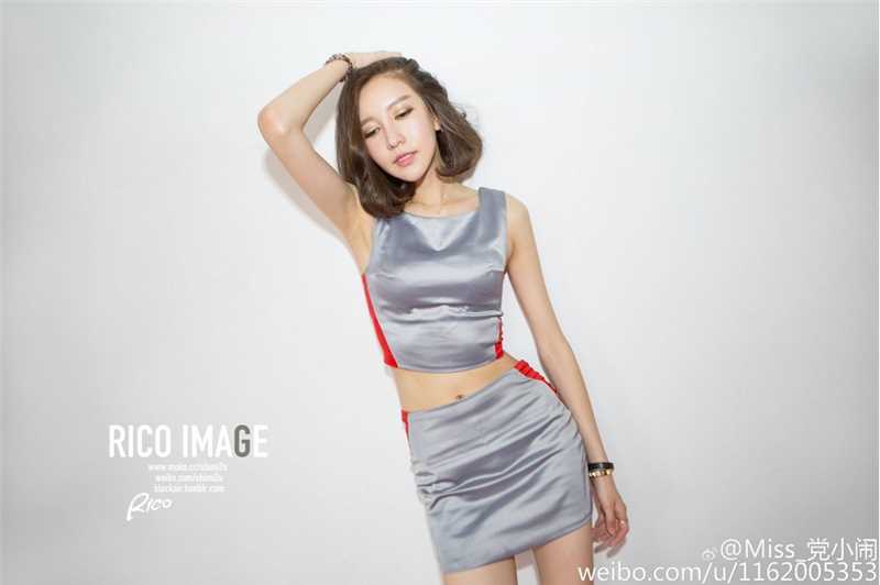 优质中国最美车模党佳妮车展秀大长腿图相册