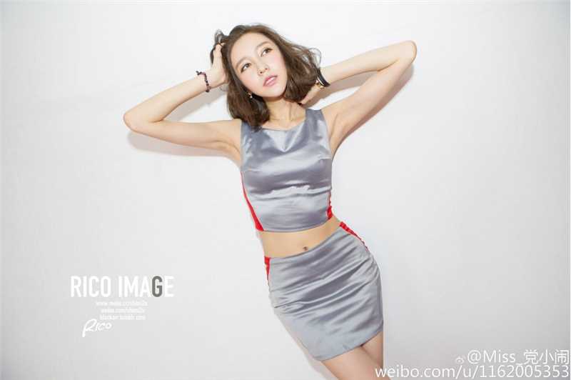 优质中国最美车模党佳妮车展秀大长腿图相册