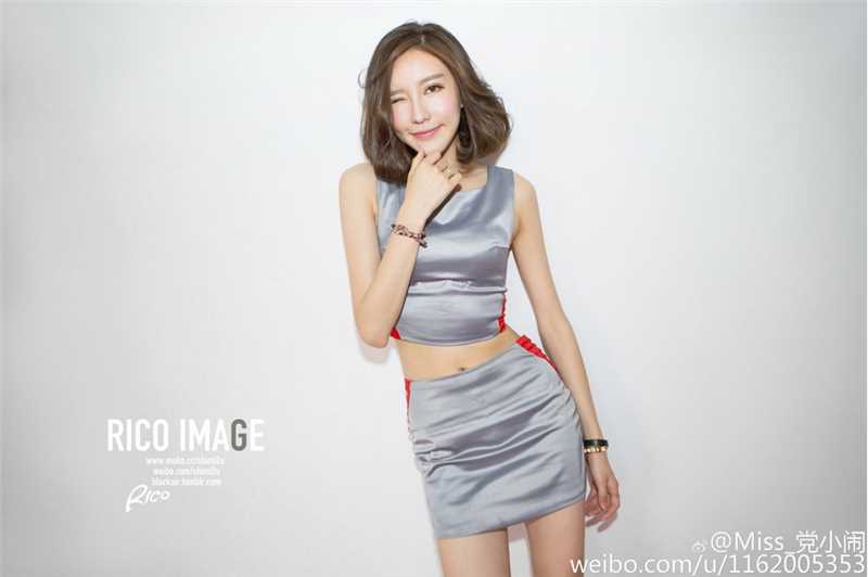 优质中国最美车模党佳妮车展秀大长腿图相册