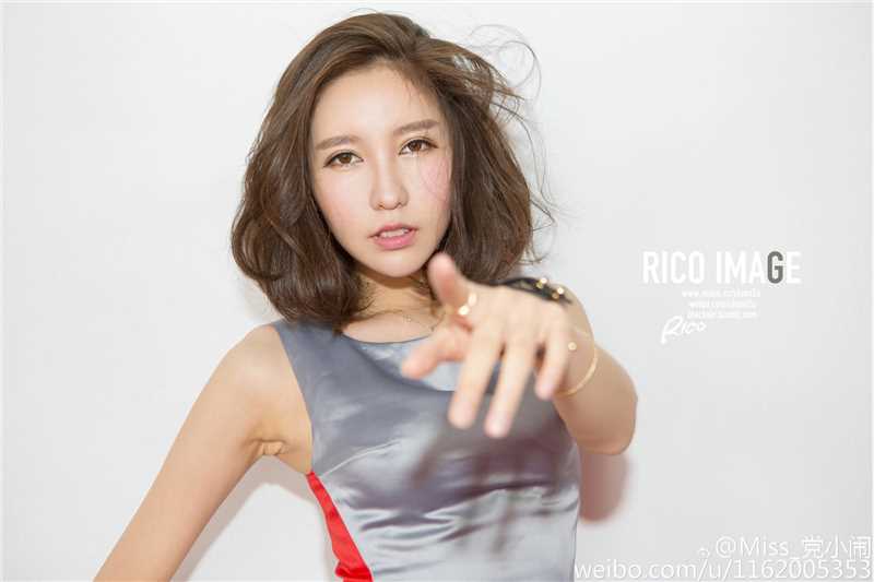 优质中国最美车模党佳妮车展秀大长腿图相册