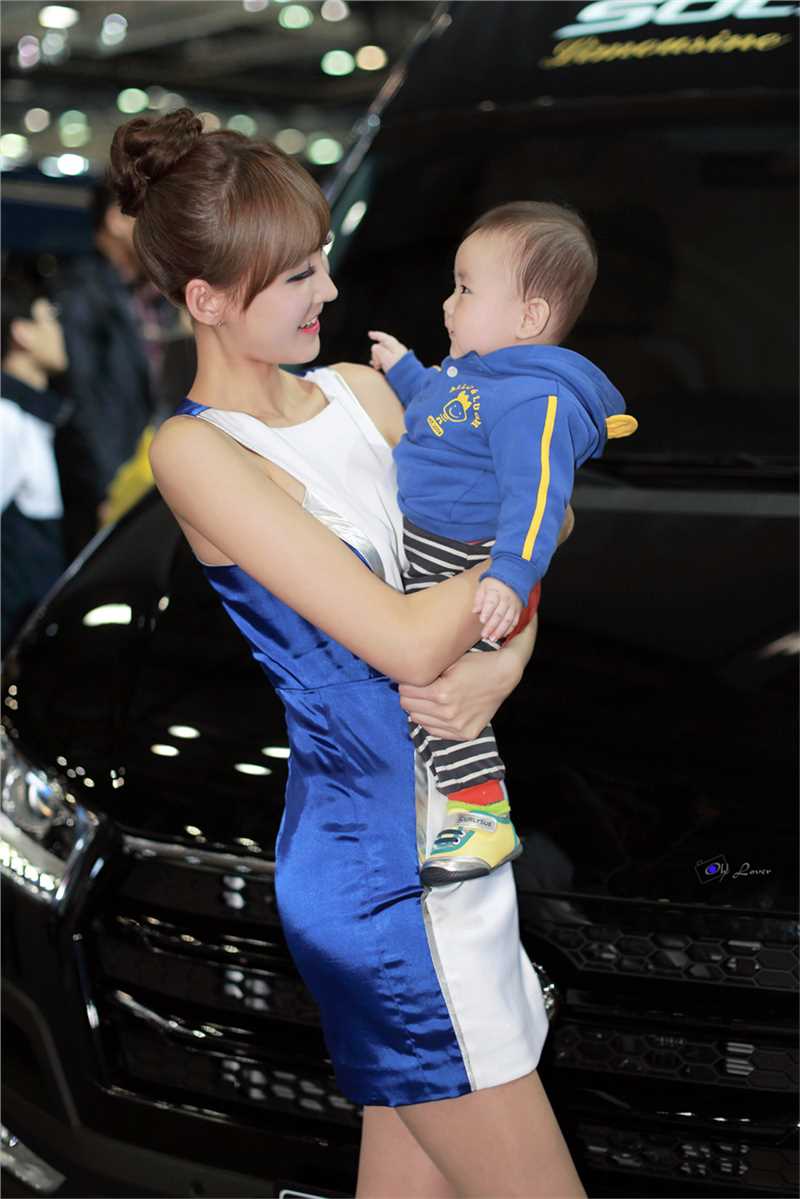 最全韩国最美车模车展大秀魔鬼身材相册