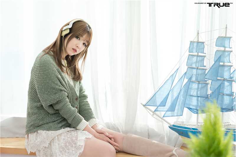 韩国车模李恩慧甜美可人私房照