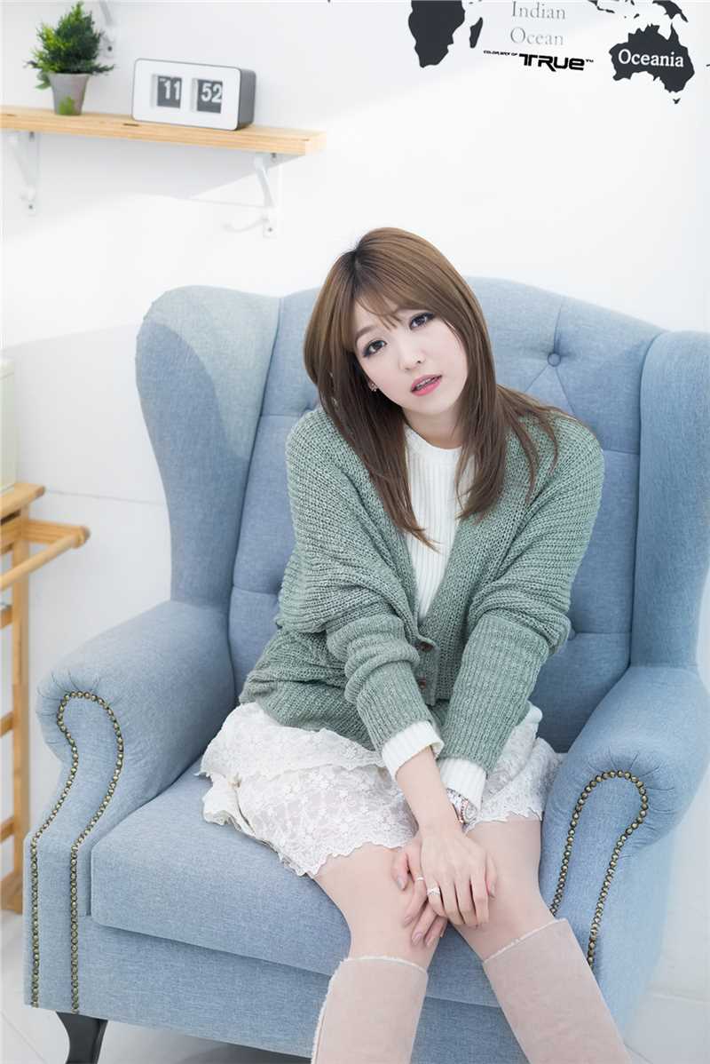 韩国车模李恩慧甜美可人私房照