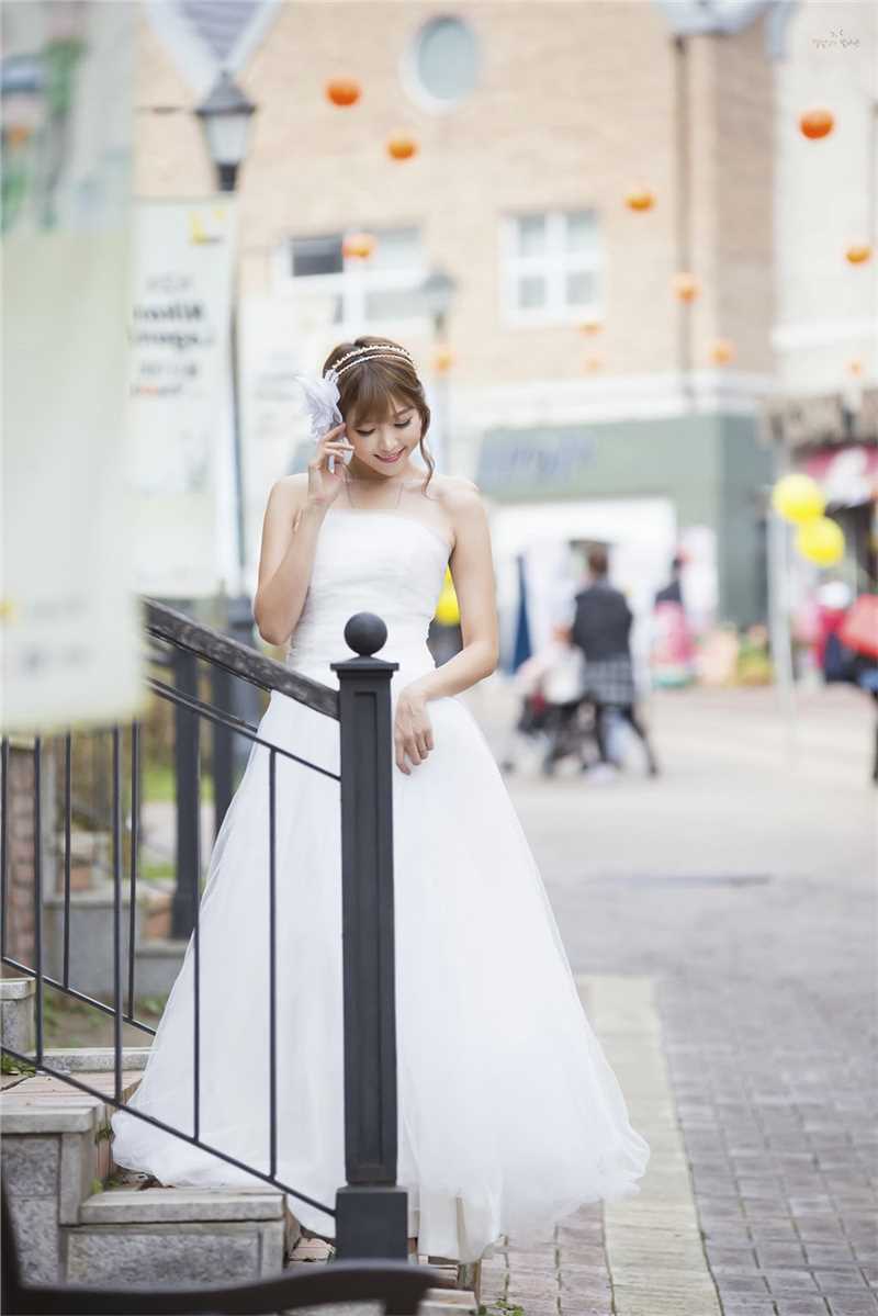 最全韩国车模李恩慧白色婚纱唯美写照壁纸