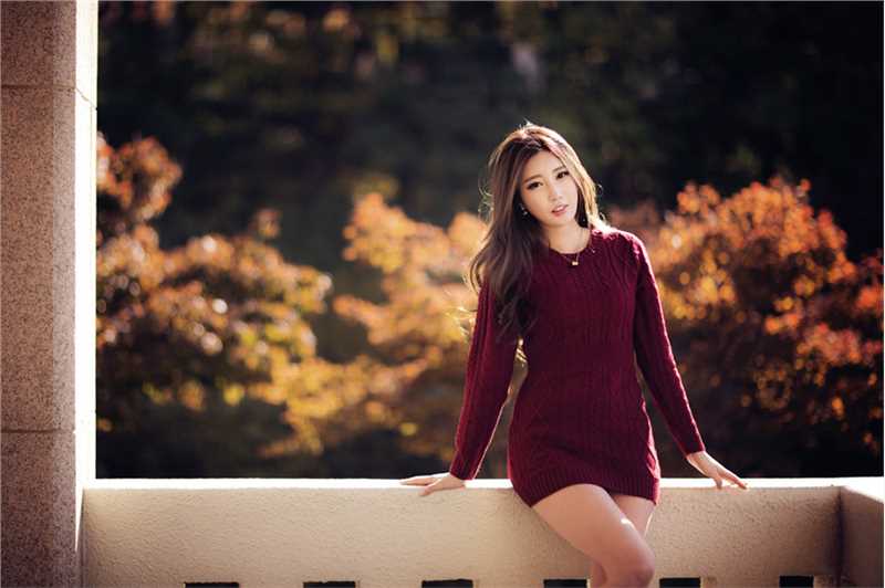 精选韩国车模申世河户外唯美照图册