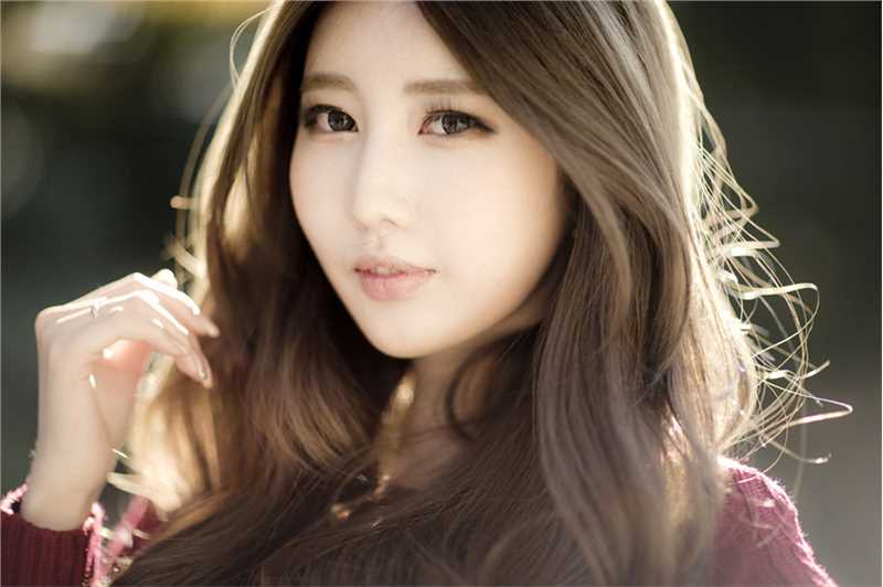 精选韩国车模申世河户外唯美照图册