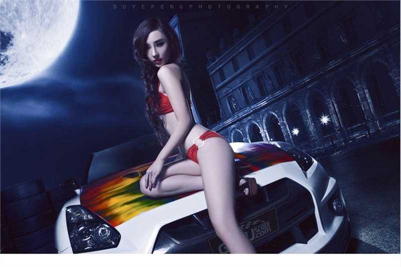 最全妖娆车模红色比基尼诱惑壁纸