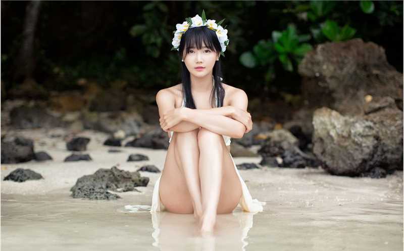 韩国车模韩佳恩户外高清集