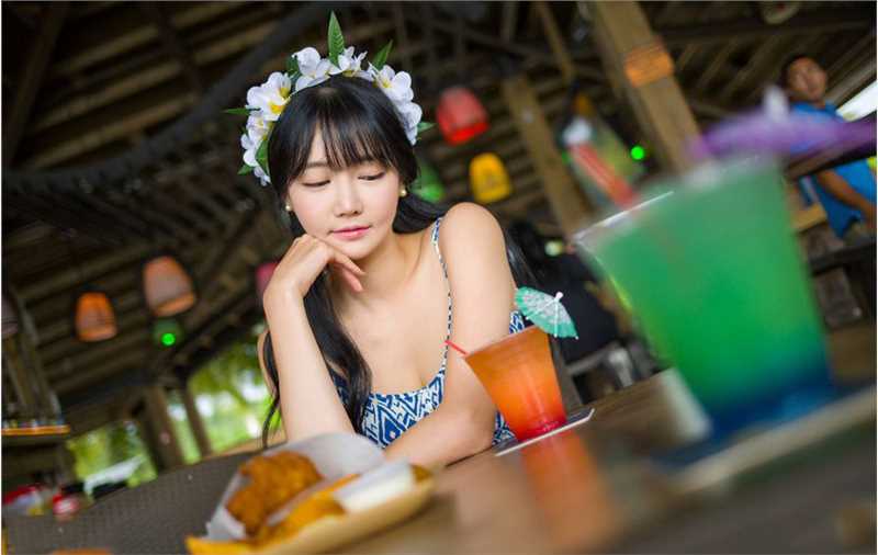 韩国车模韩佳恩户外高清集