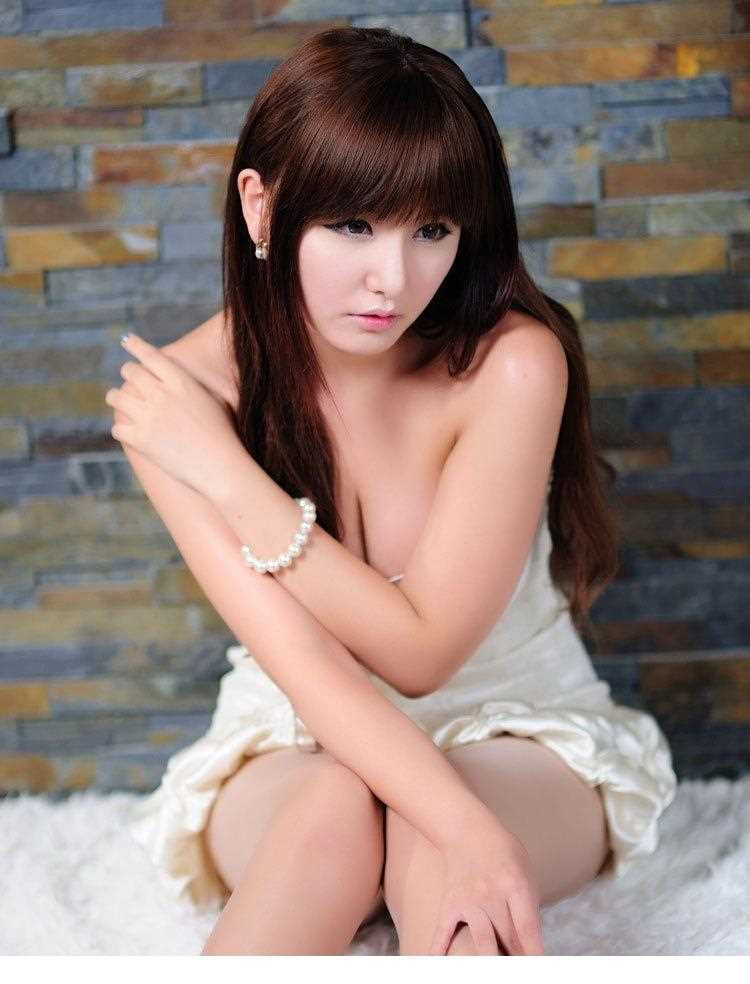 优质绝色韩国车模柳智惠私房高清集相册