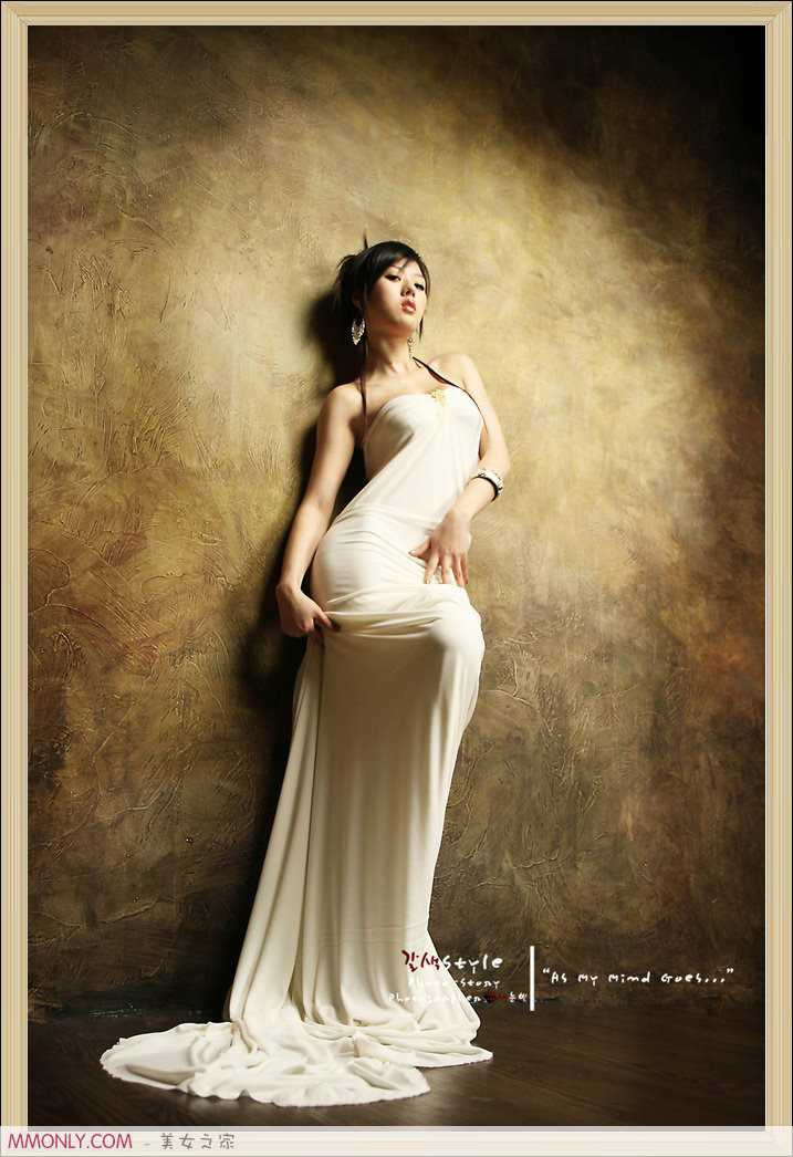 最全韩国车模黄美姬演绎兔女郎相册