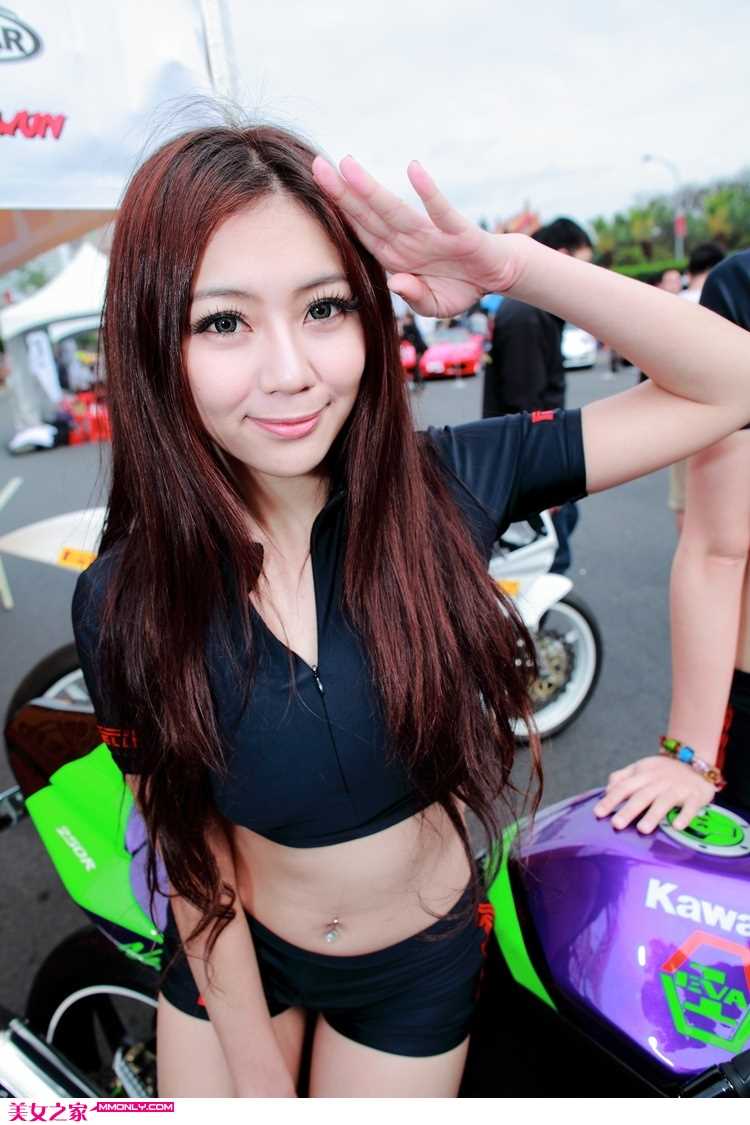 优质长腿车模高清性感相册