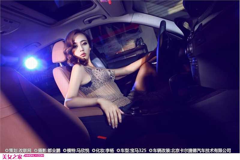 高清豹纹内衣车模性感私房照图集