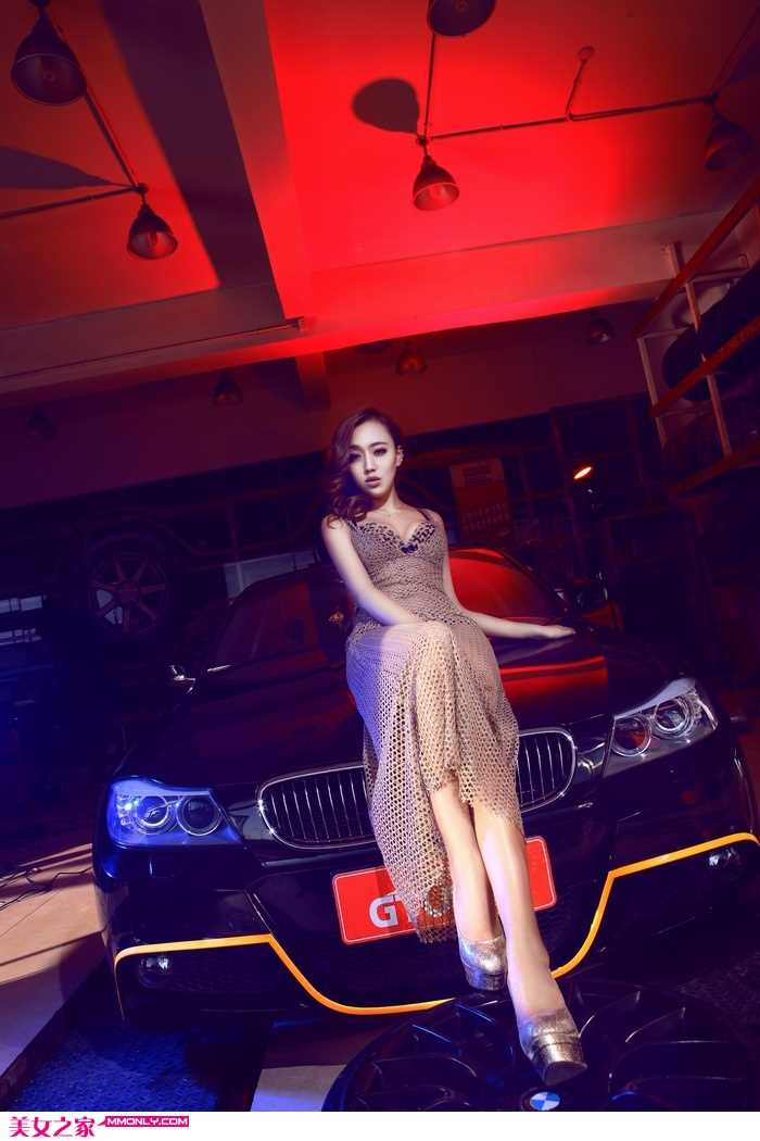 高清豹纹内衣车模性感私房照图集