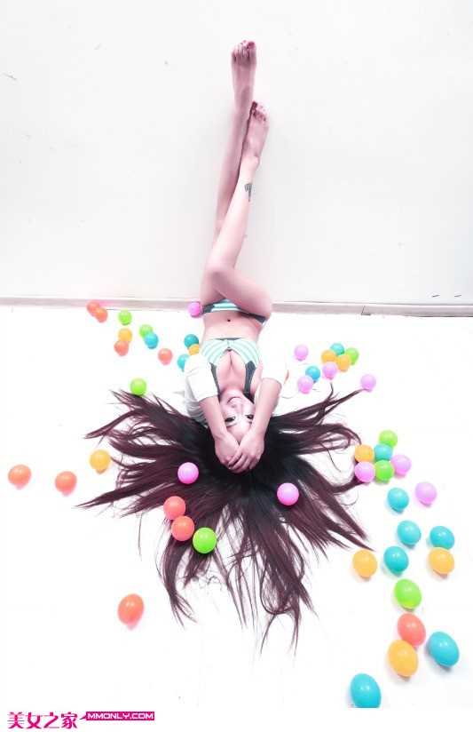 最新车模马晓艺性感迷人壁纸