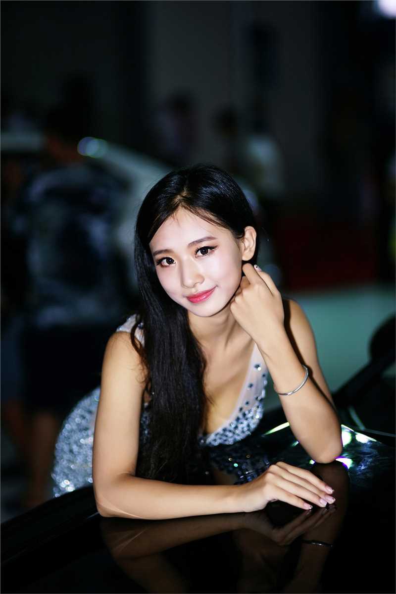 精选性感车模高清诱惑图册