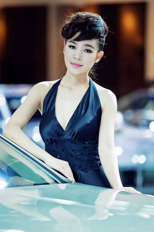优质长腿美女车模车展诱惑美照图片