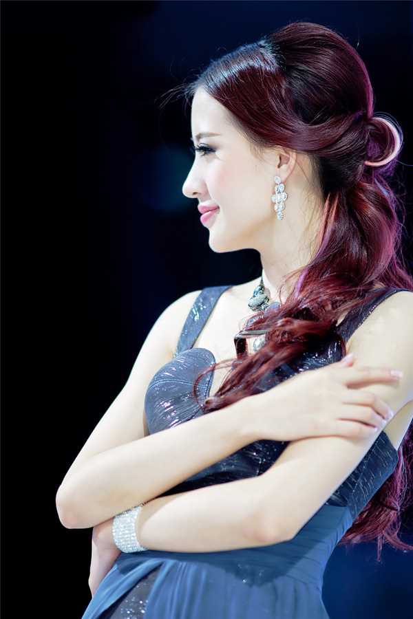 优质长腿美女车模车展诱惑美照图片