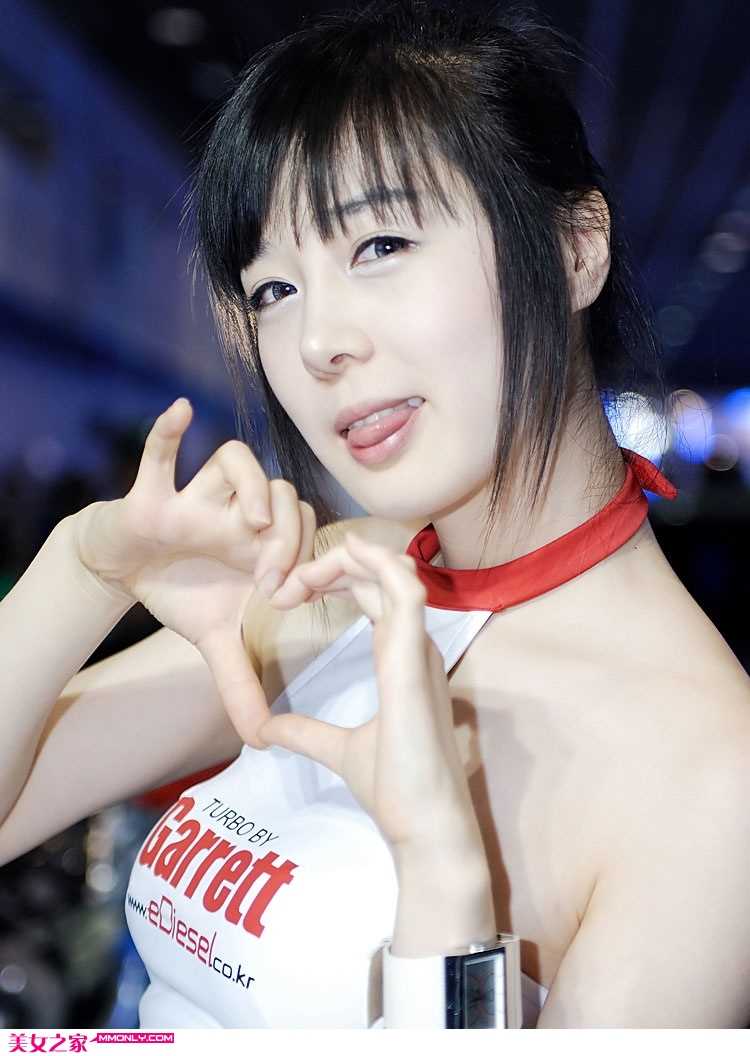 最新清纯卖萌可爱韩国美女车模壁纸