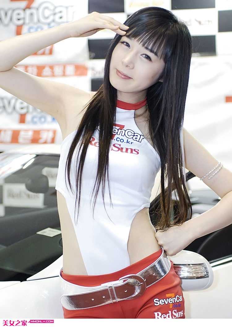 最新清纯卖萌可爱韩国美女车模壁纸