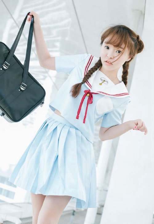 最新性感车模道晖芝迷人壁纸