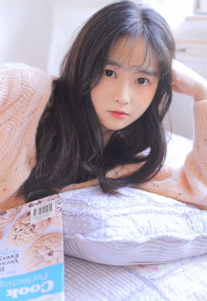 精选娇艳小萝莉冰肌玉骨甜美可爱女生图片图册