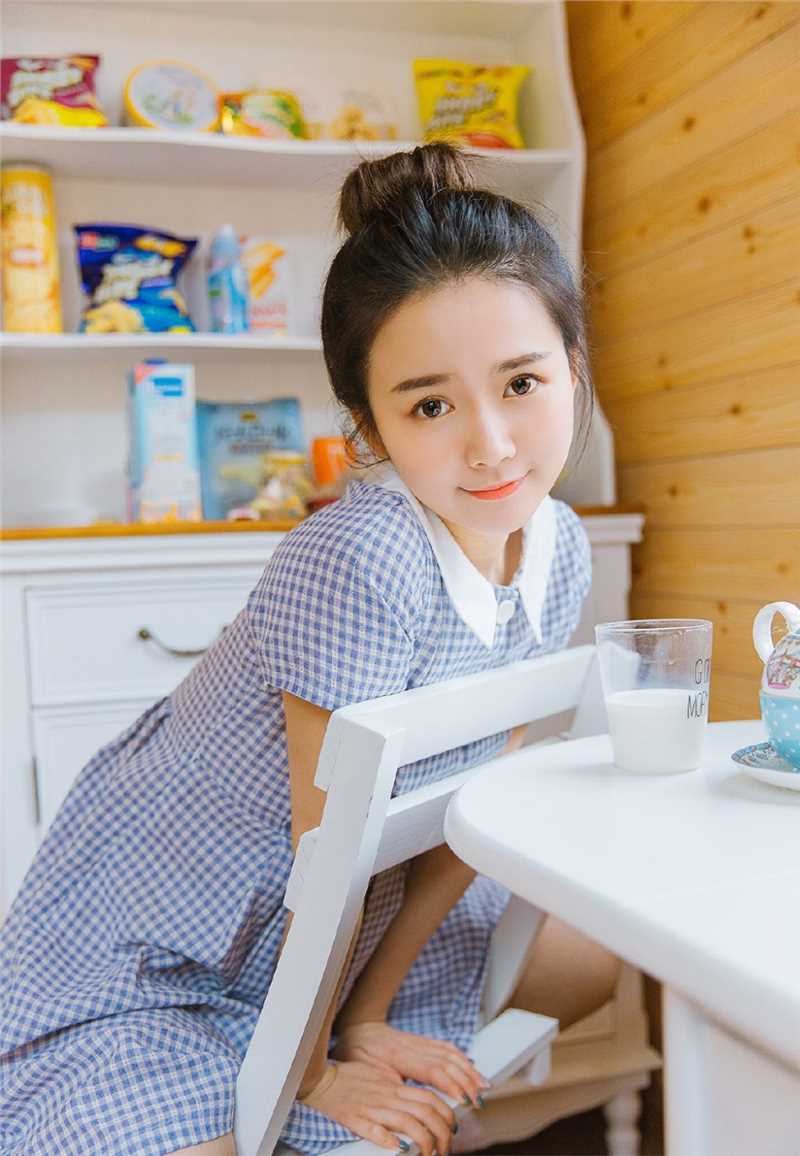 精选甜美女孩格子裙优雅下午茶萝莉个人图册