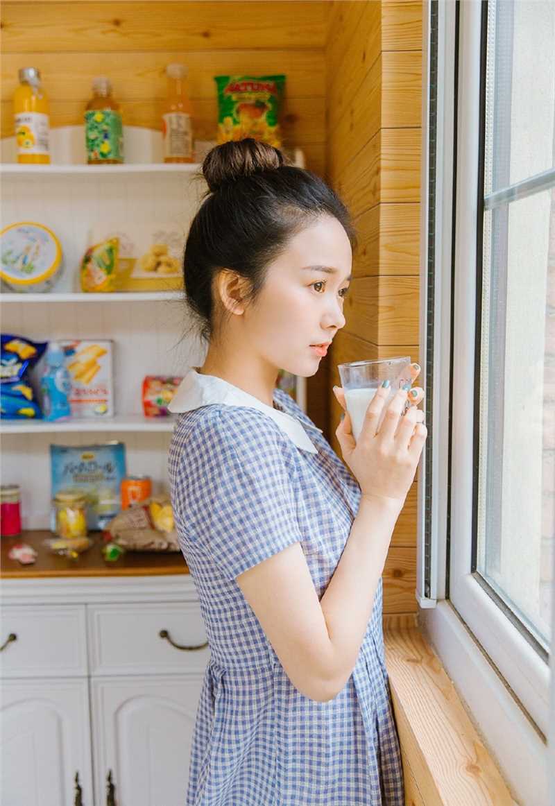 精选甜美女孩格子裙优雅下午茶萝莉个人图册