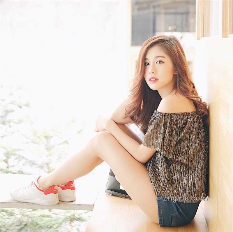 最新甜美女孩Kelly,Tan小清新私房照壁纸