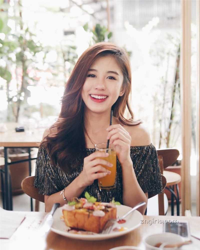 最新甜美女孩Kelly,Tan小清新私房照壁纸