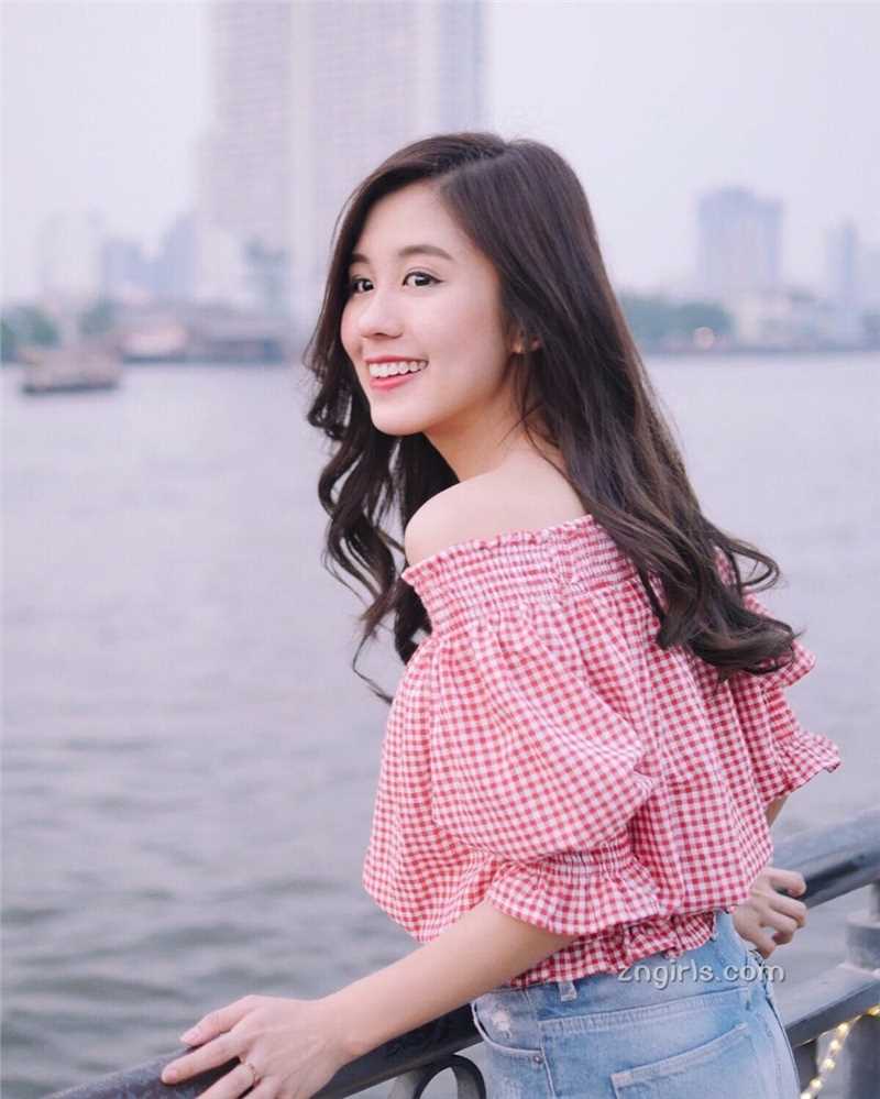 最新甜美女孩Kelly,Tan小清新私房照壁纸