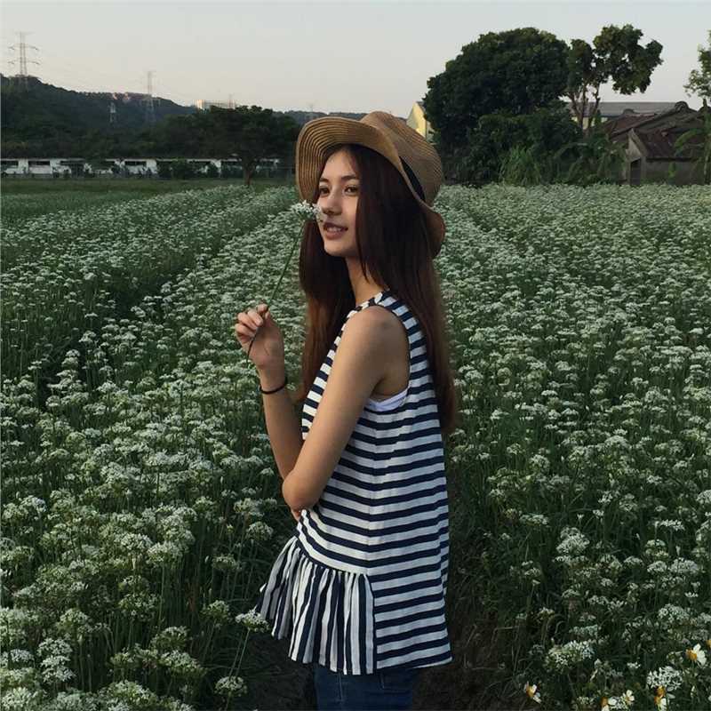 精选中德混血美女郑伊庭甜美生活照图册