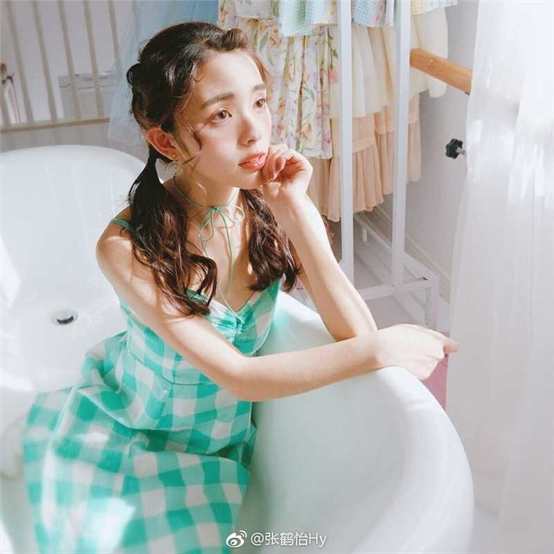 特别专辑美女校花张鹤怡微博私房照甜美迷人图片