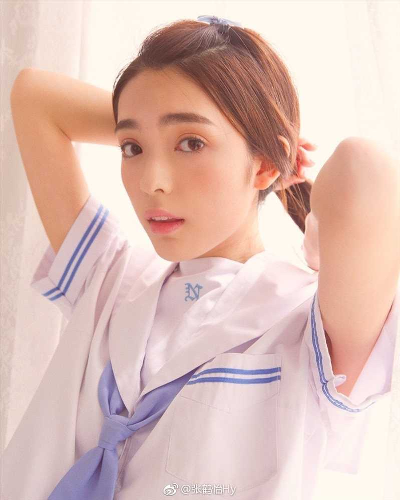 特别专辑美女校花张鹤怡微博私房照甜美迷人图片