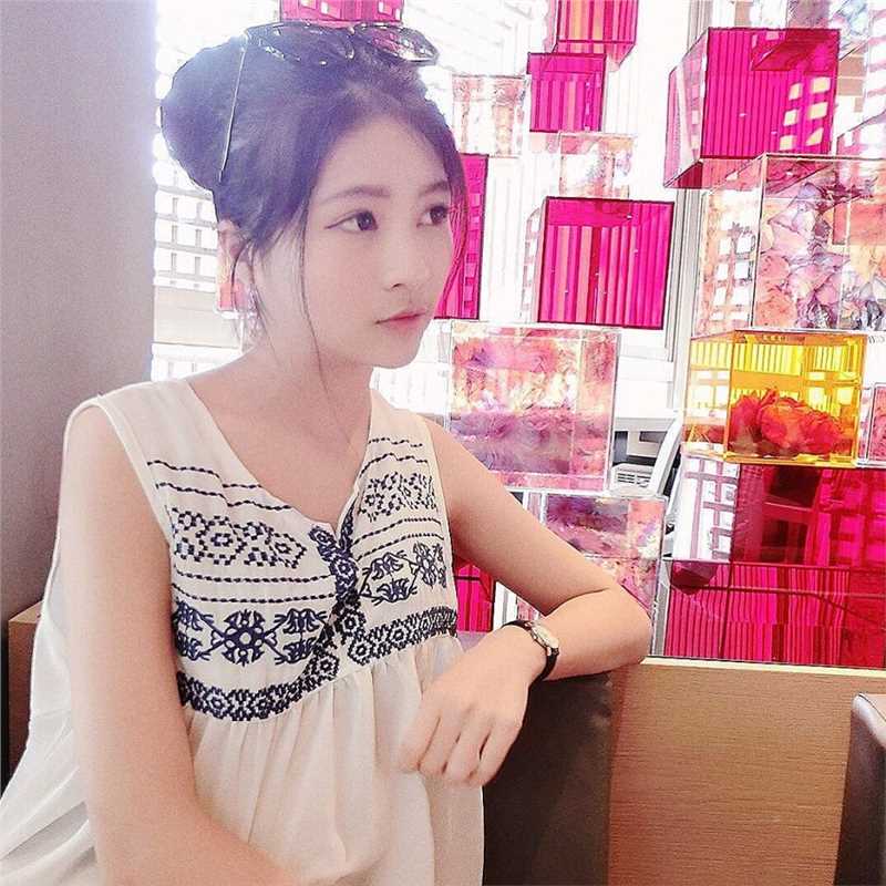 最全可爱甜美女生Momo毛毛私拍美图合辑壁纸