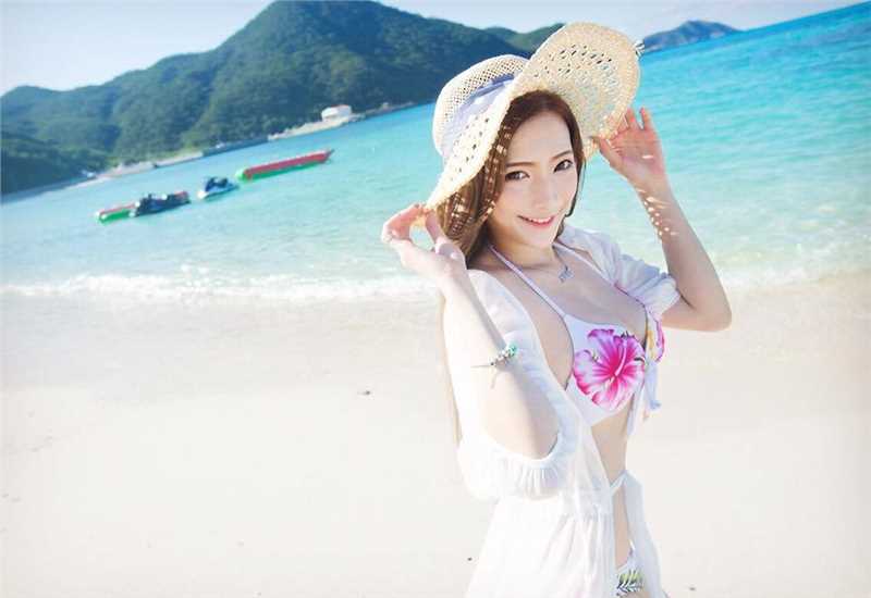 最全甜美女孩Nikki小嬺冲绳旅拍比基尼壁纸