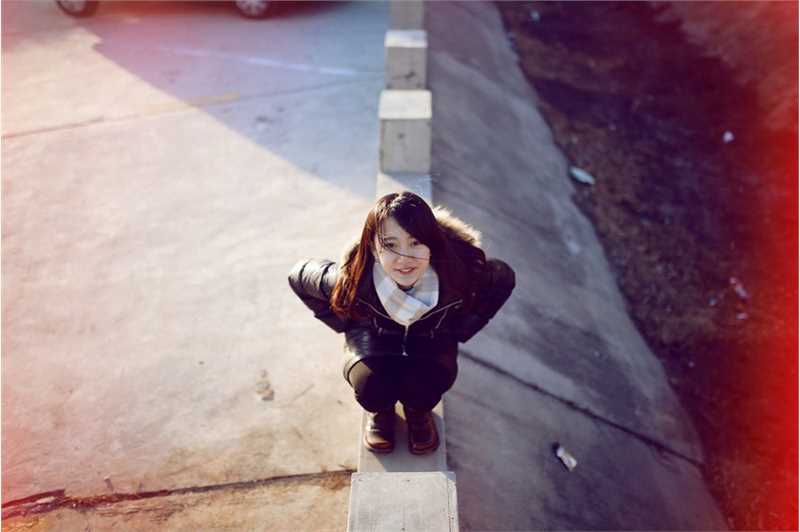 高清温柔长发美少女笑容甜美户外图集