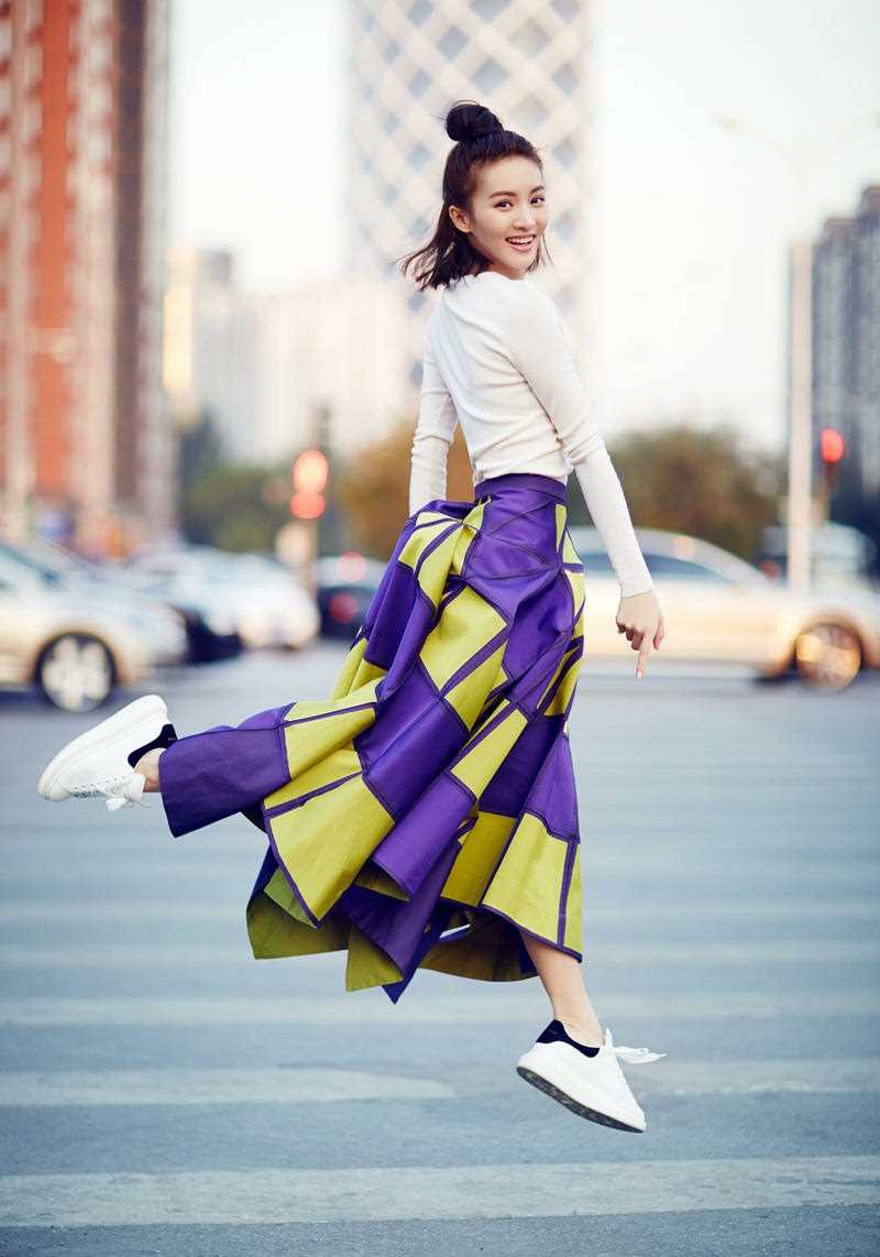 精选金晨冬季街拍展甜美笑容图册