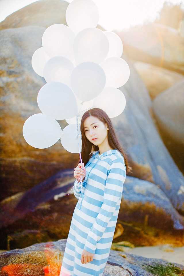 甜美短裙少女海边唯美大片