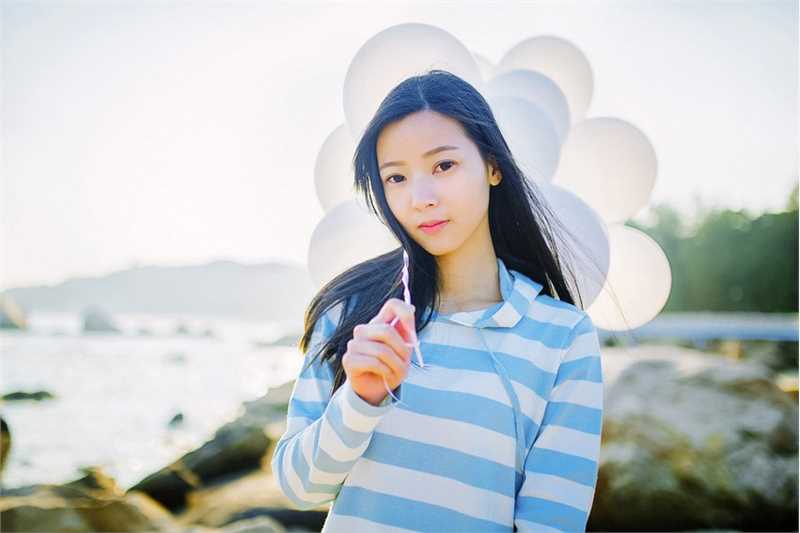 甜美短裙少女海边唯美大片