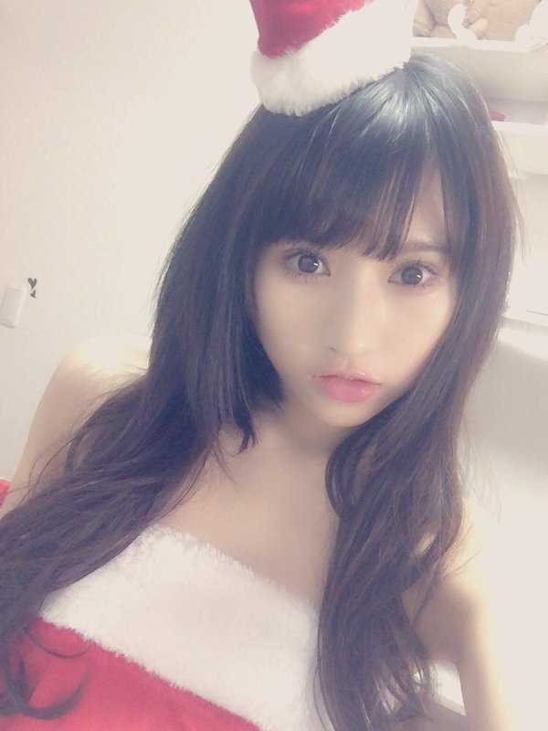 日本极品学生莉音Rion球场甜美可人美照